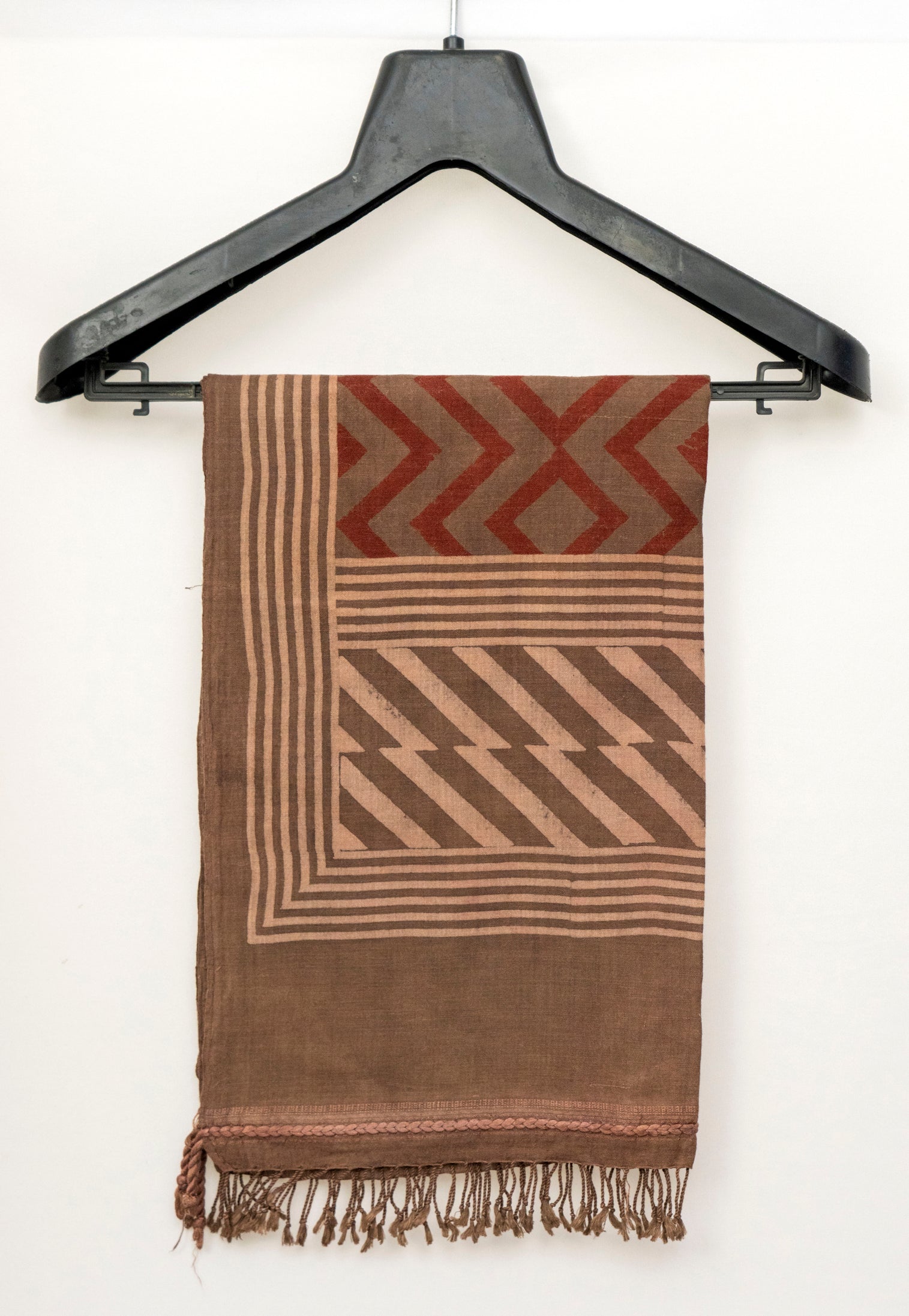 Ajrak Mrid Rekha | Handwoven Stall
