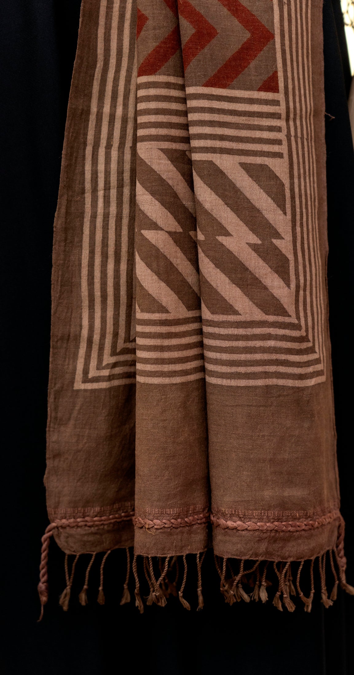 Ajrak Mrid Rekha | Handwoven Stall