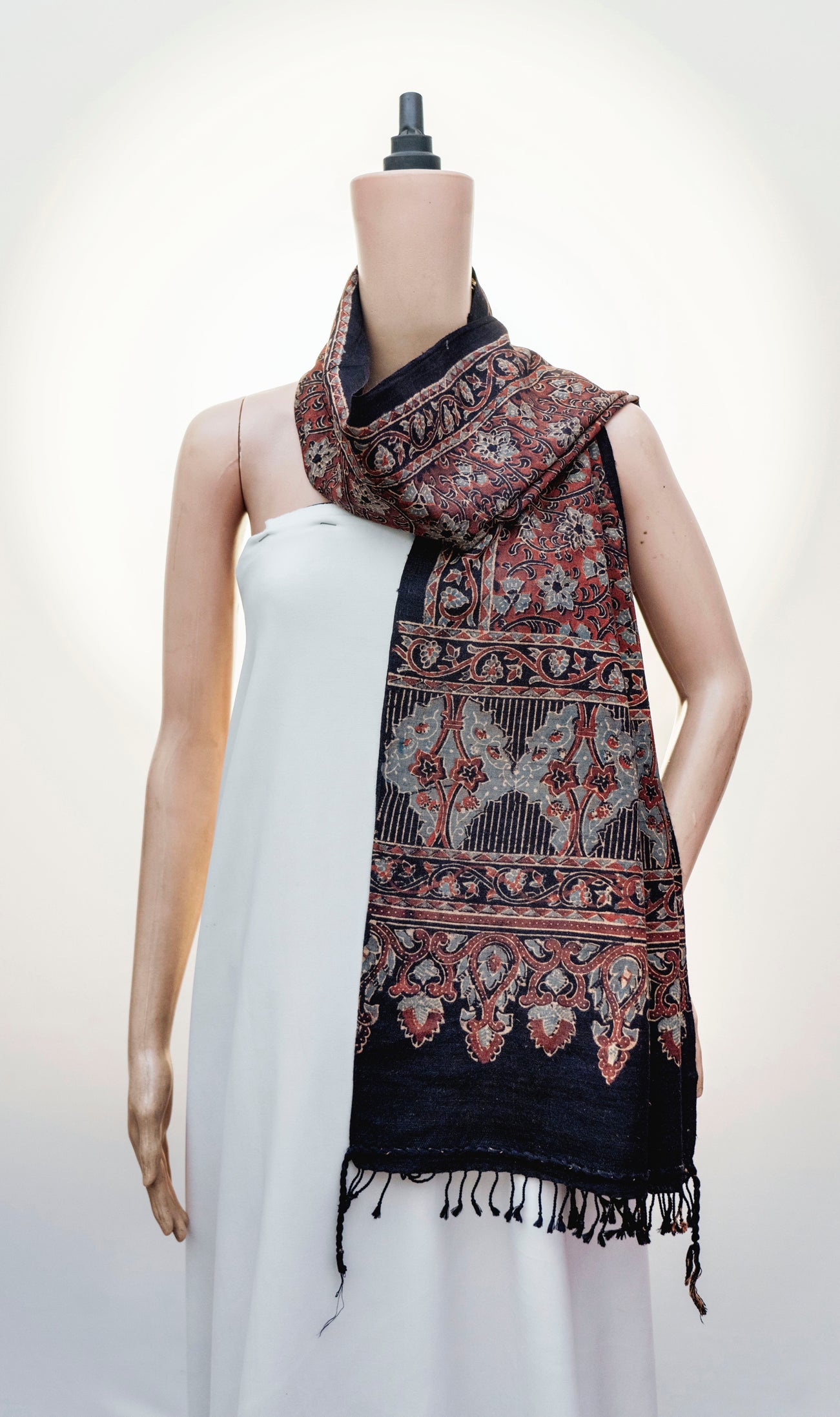 Ajrak Shahi Gul | Handwoven Stole