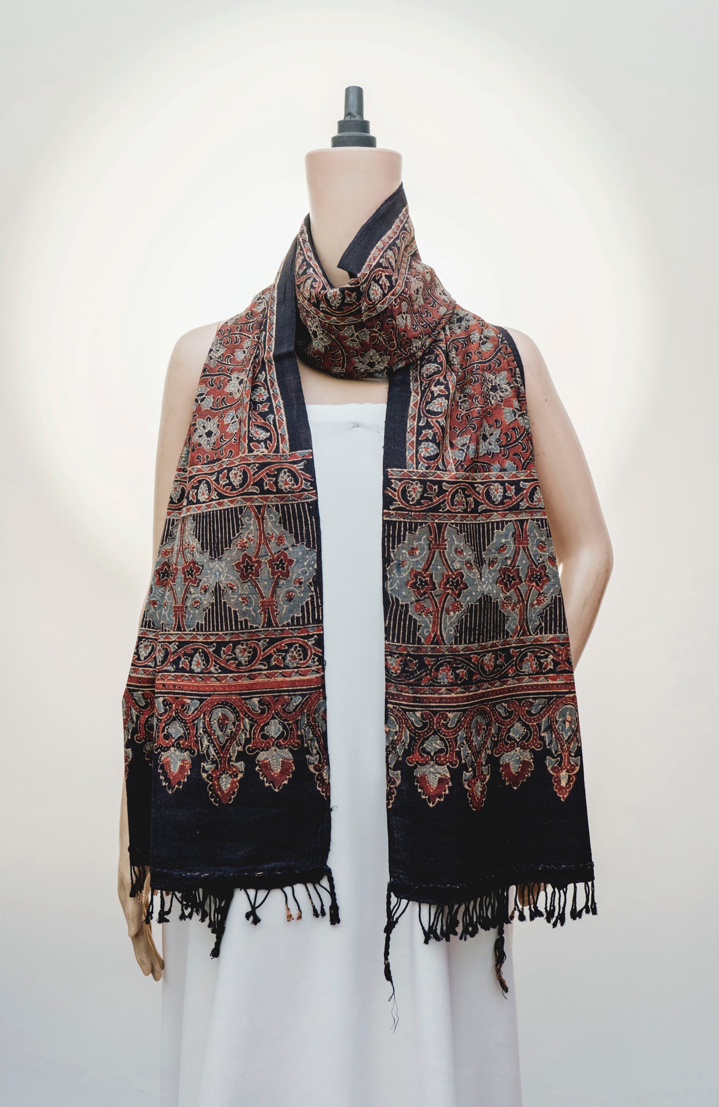 Ajrak Shahi Gul | Handwoven Stole