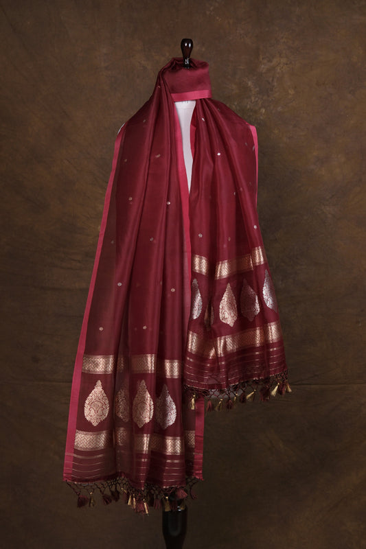 Mehroon Baag Dupatta | Handwoven Banarasi Silk Dupatta
