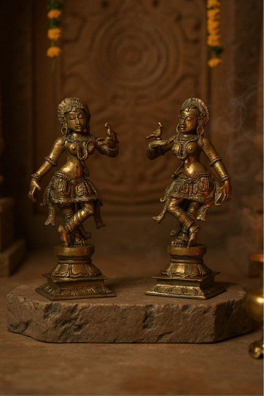 Nritya Nayika Jodi (Grace in motion, held in bronze)