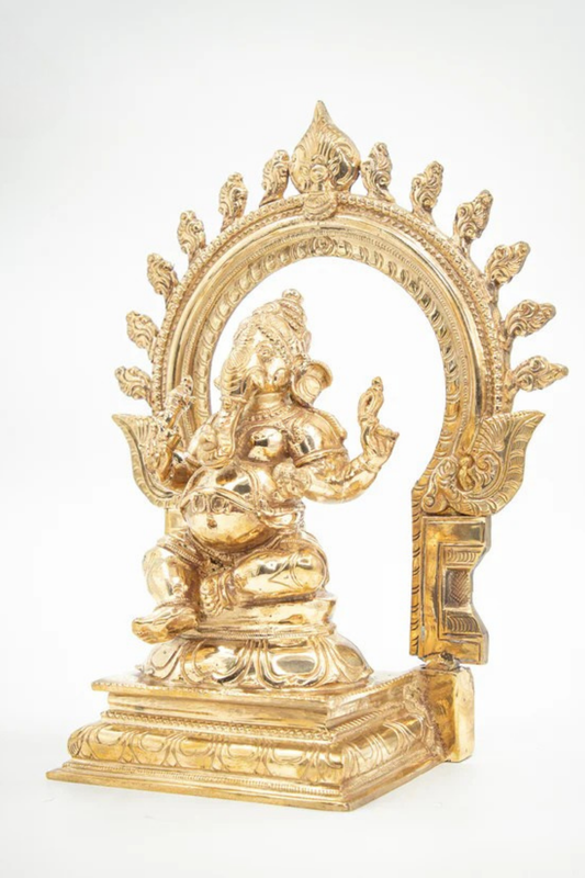 Raj Rupa Vinayaka (The majestic form of the remover of obstacles)
