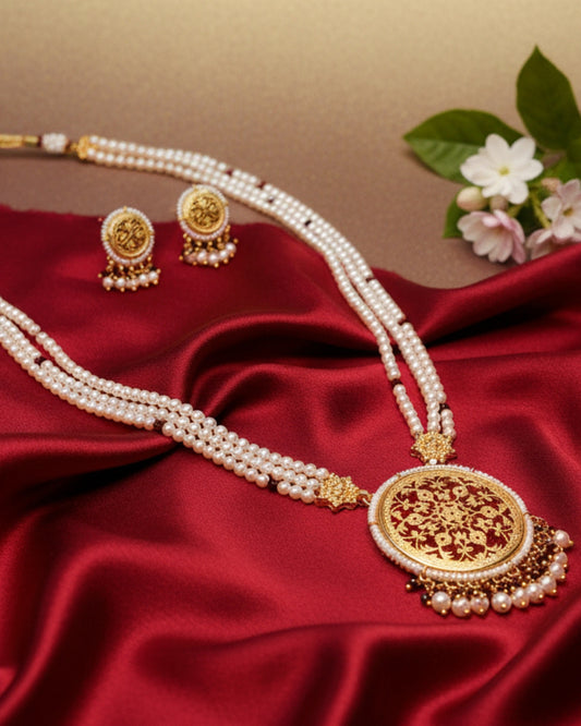 Elegant Royal Noir Bloom Thewa Onyx Glass Pendant Set