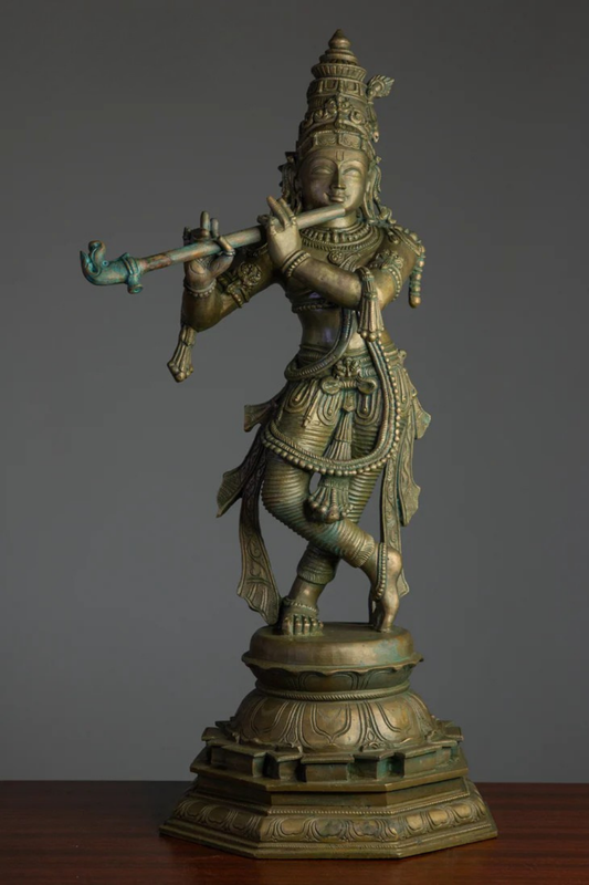Natwar Krishna (The graceful flute-player of Vrindavan)