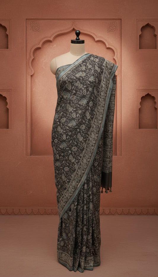 Ajrak Kala Gulab Boota | Handcrafted Cotton Saree