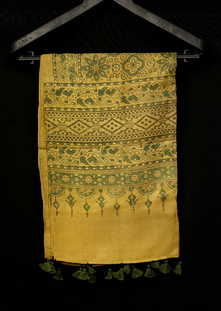 Ajrak Kanak Mandal | Handwoven Stall