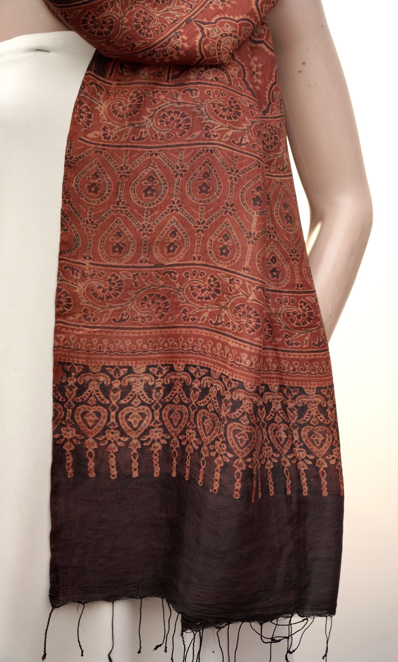 Ajrak Gulab Buta | Handwoven Stall