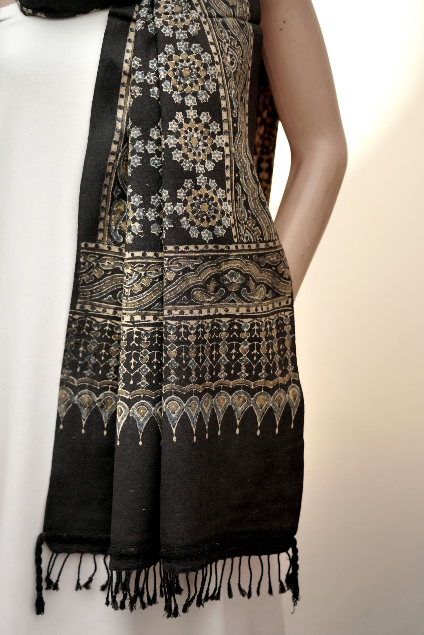 Ajrak Shyam Mandala | Handwoven Stall