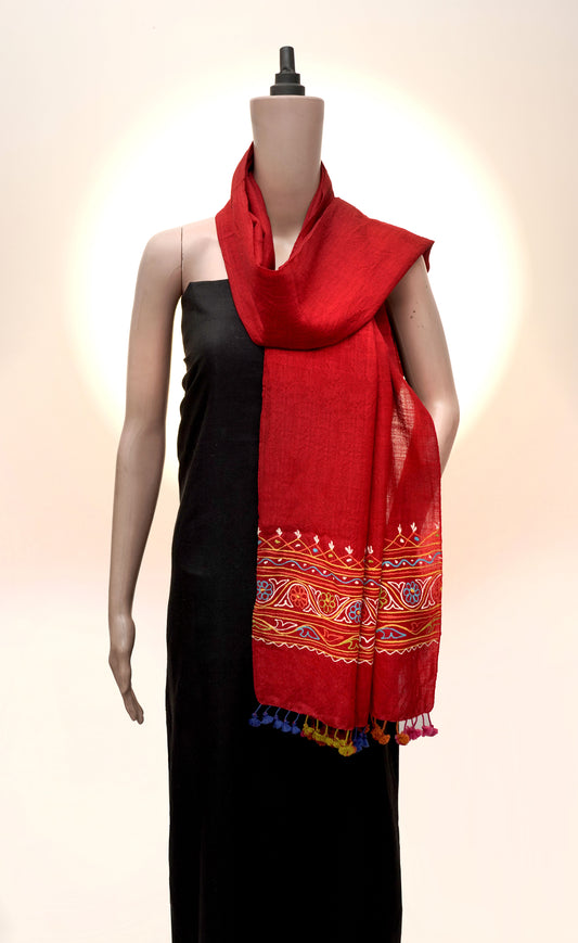 Crimson Heritage Rogan | Artisan Woolen Handwoven Stall
