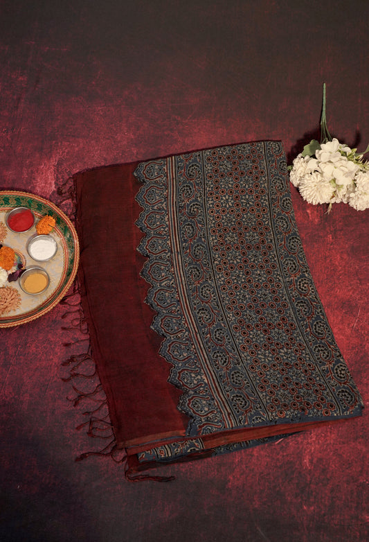 Ajrak Gulnaar Rang | Handwoven Saree