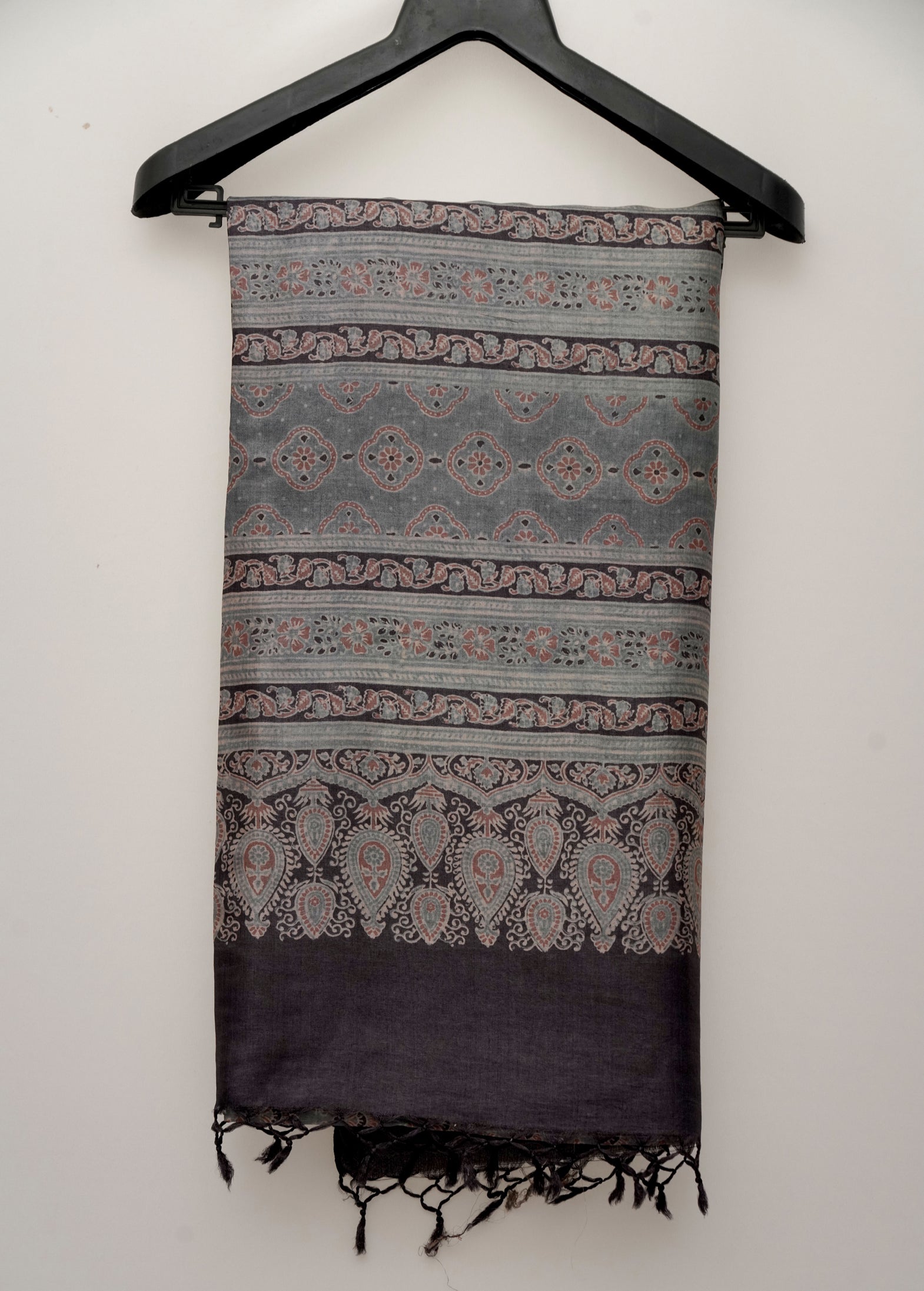 Ajrak Jaali Jharokha | Handwoven Saree