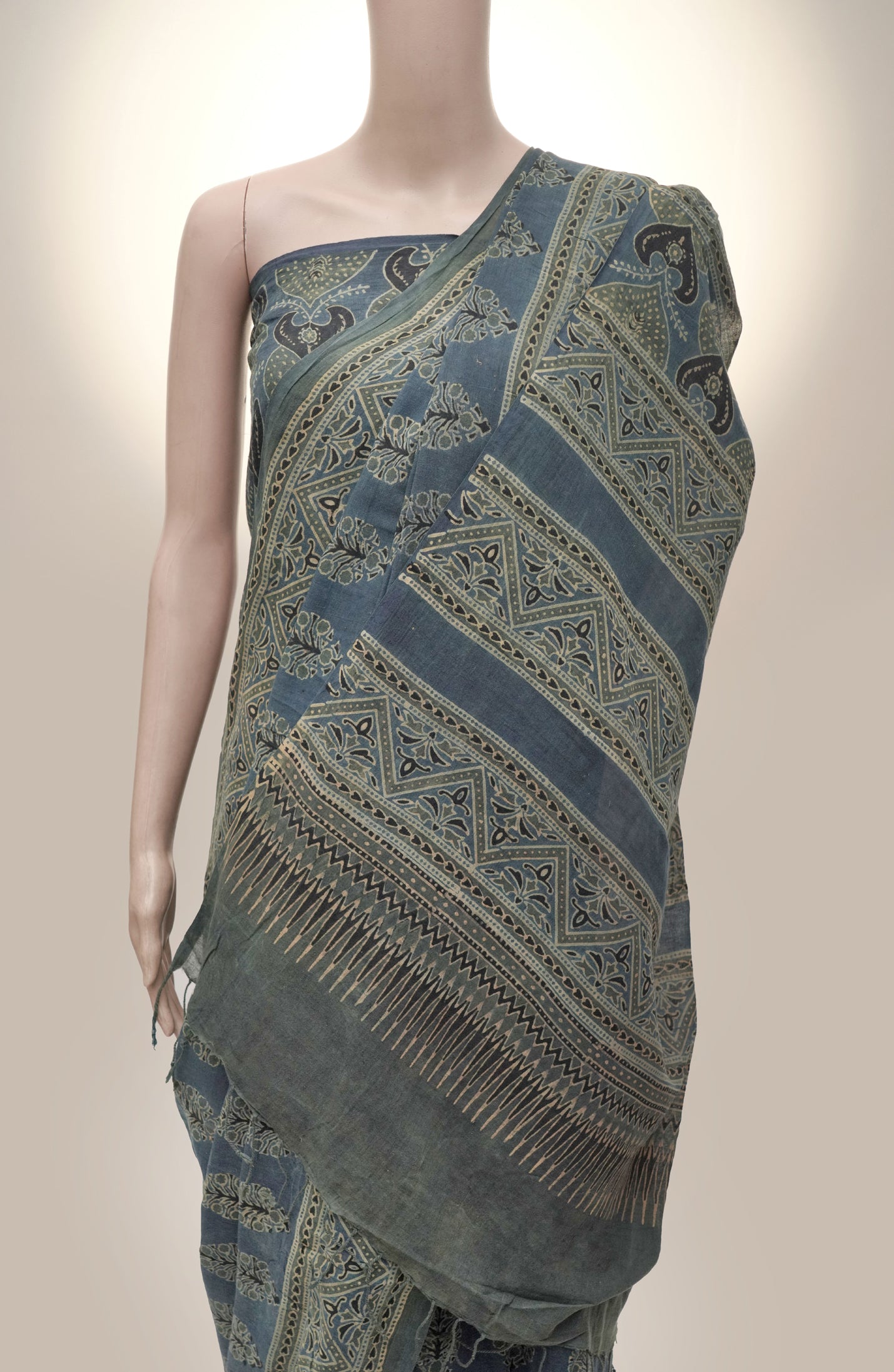 Ajrak Neelam | Handwoven Saree