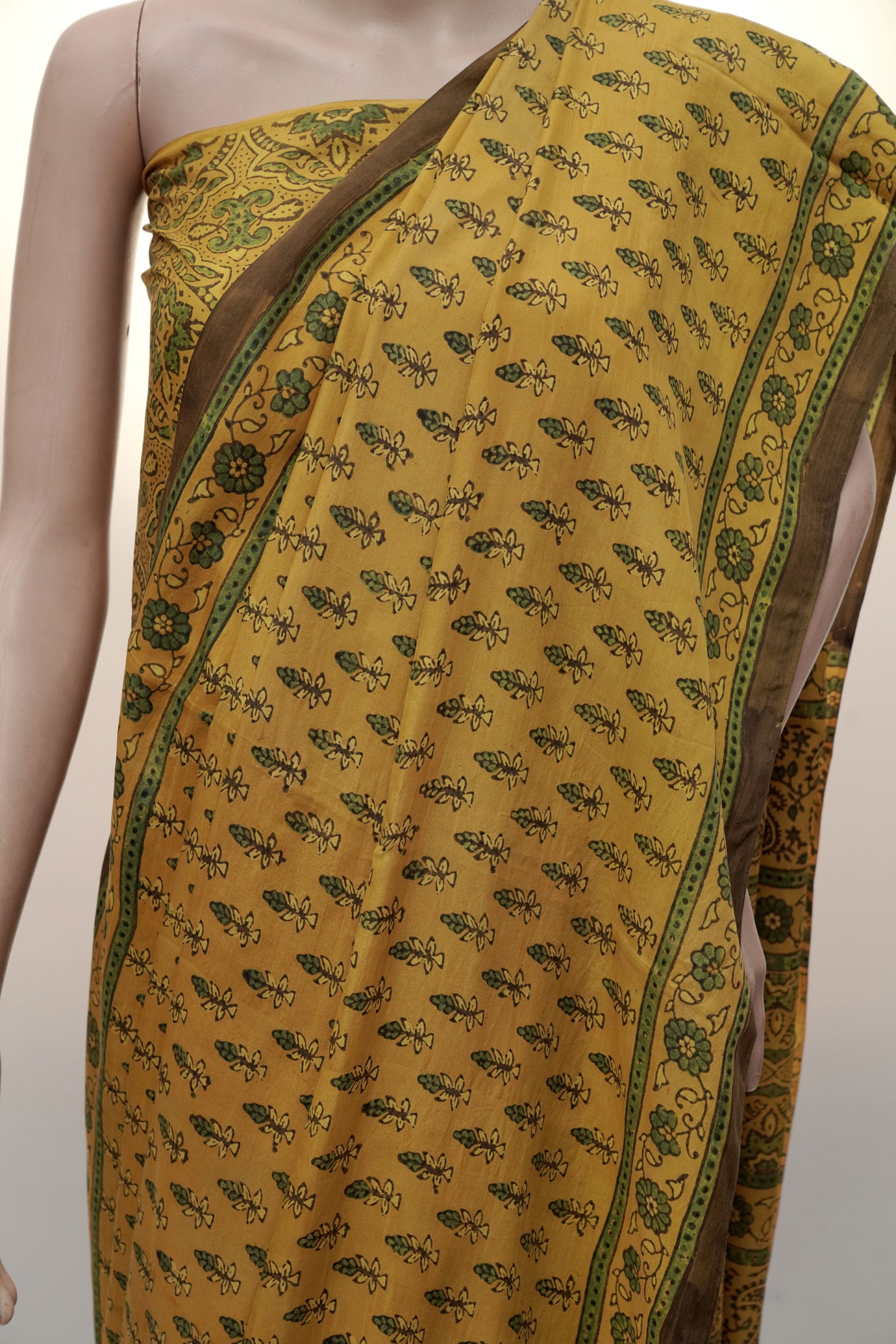 Surya Pushp Motif Ajrak Silk Saree | Artisan Weave