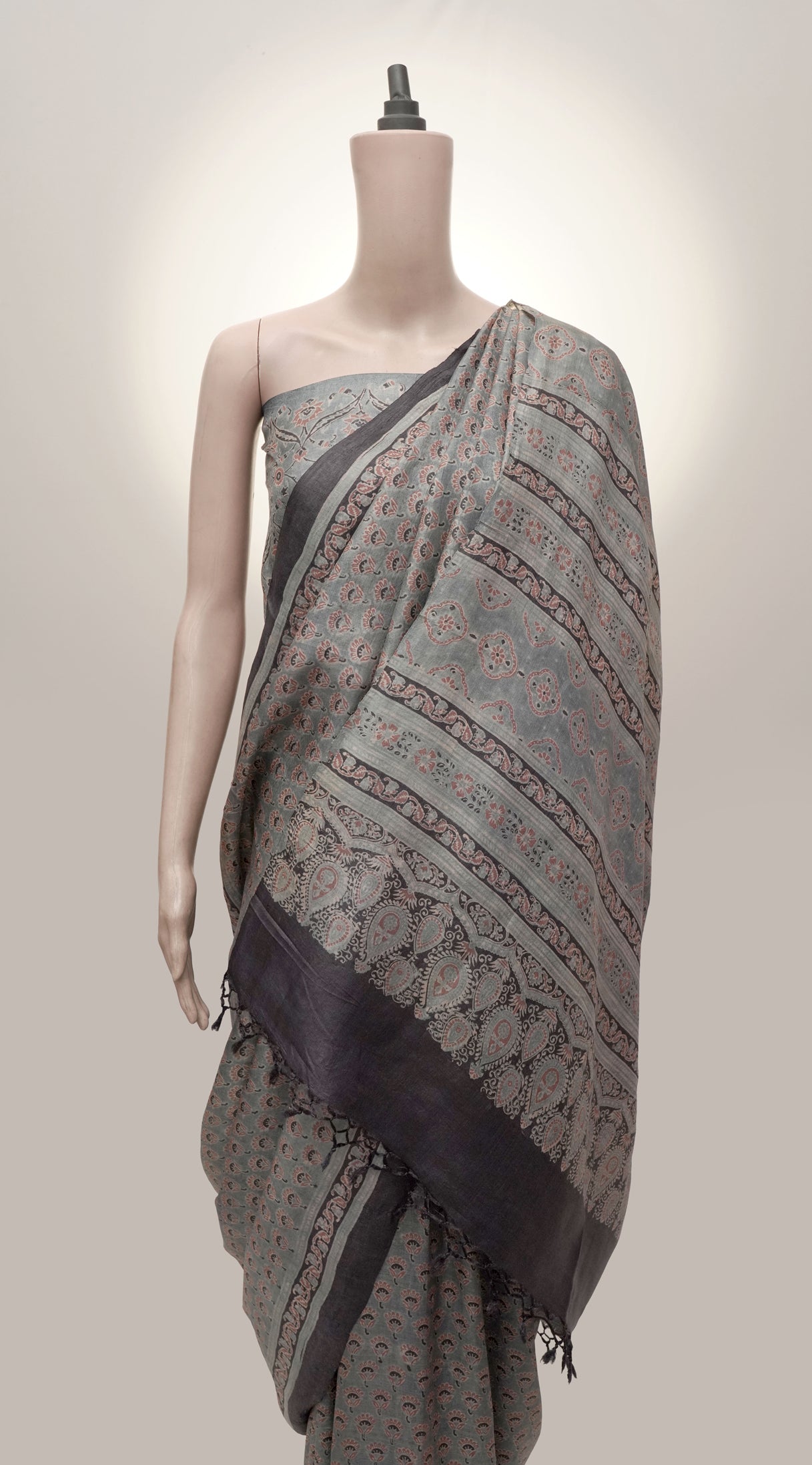 Ajrak Jaali Jharokha | Handwoven Saree