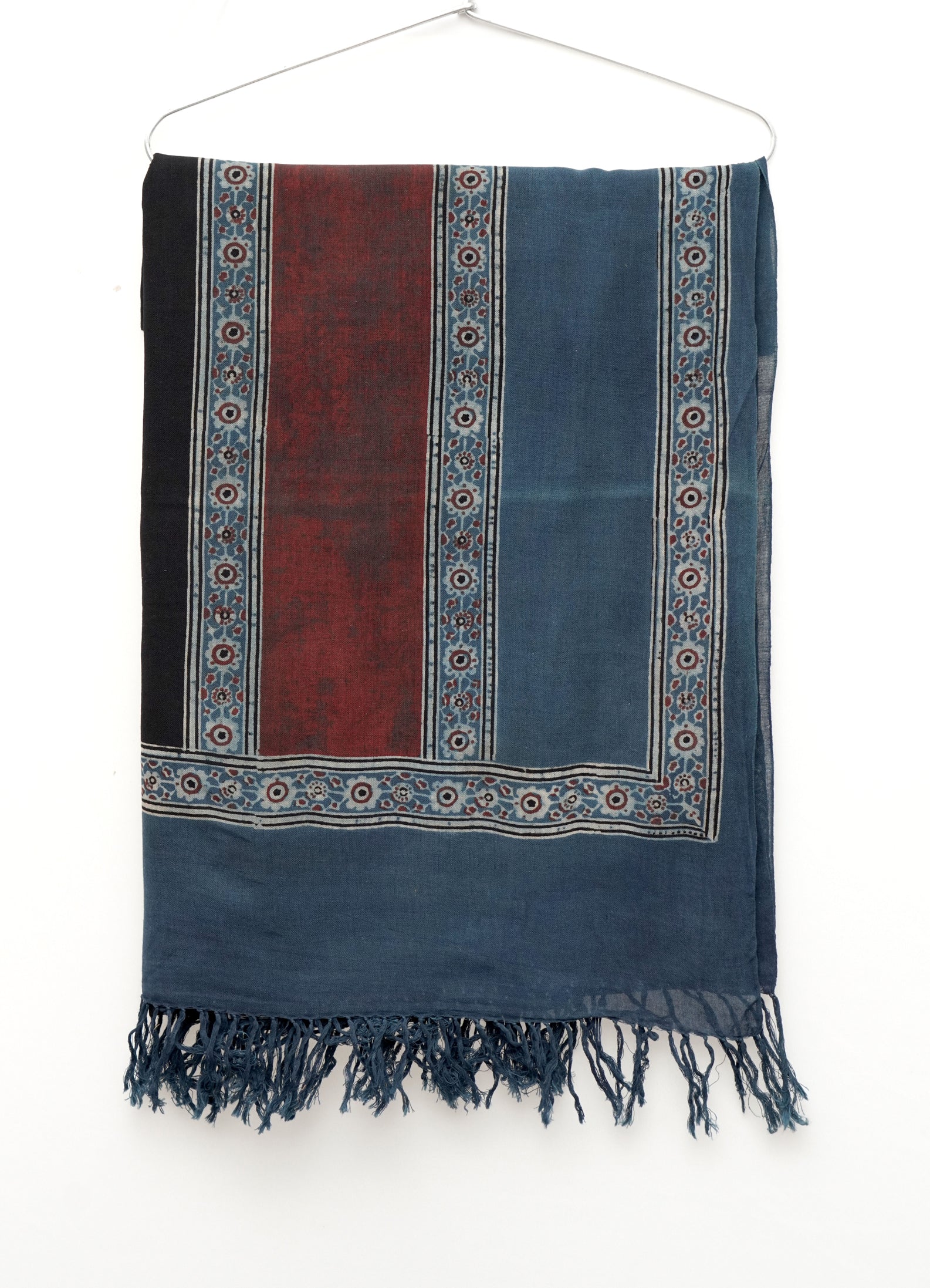 Ajrak Neel Varna | Handwoven Dupatta