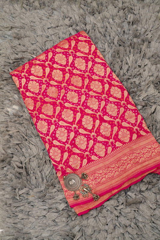 Gulabi Bunakar Saree | Handcrafted Bandhani Saree