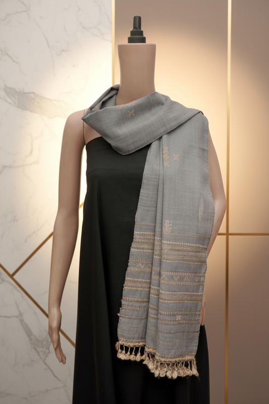 Whispers of Slate | Handwoven Kutch Wool Stall