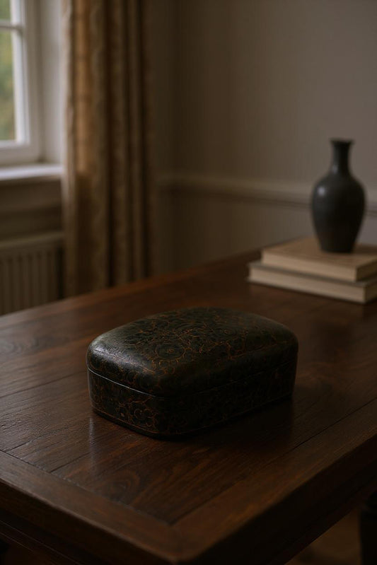 Earth Vein | Handcrafted Nature-Inspired Home Décor Accent