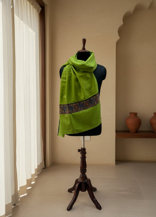 Mehndi Green Semi Pashmina Patched Stole | Handcrafted Kashmiri Art