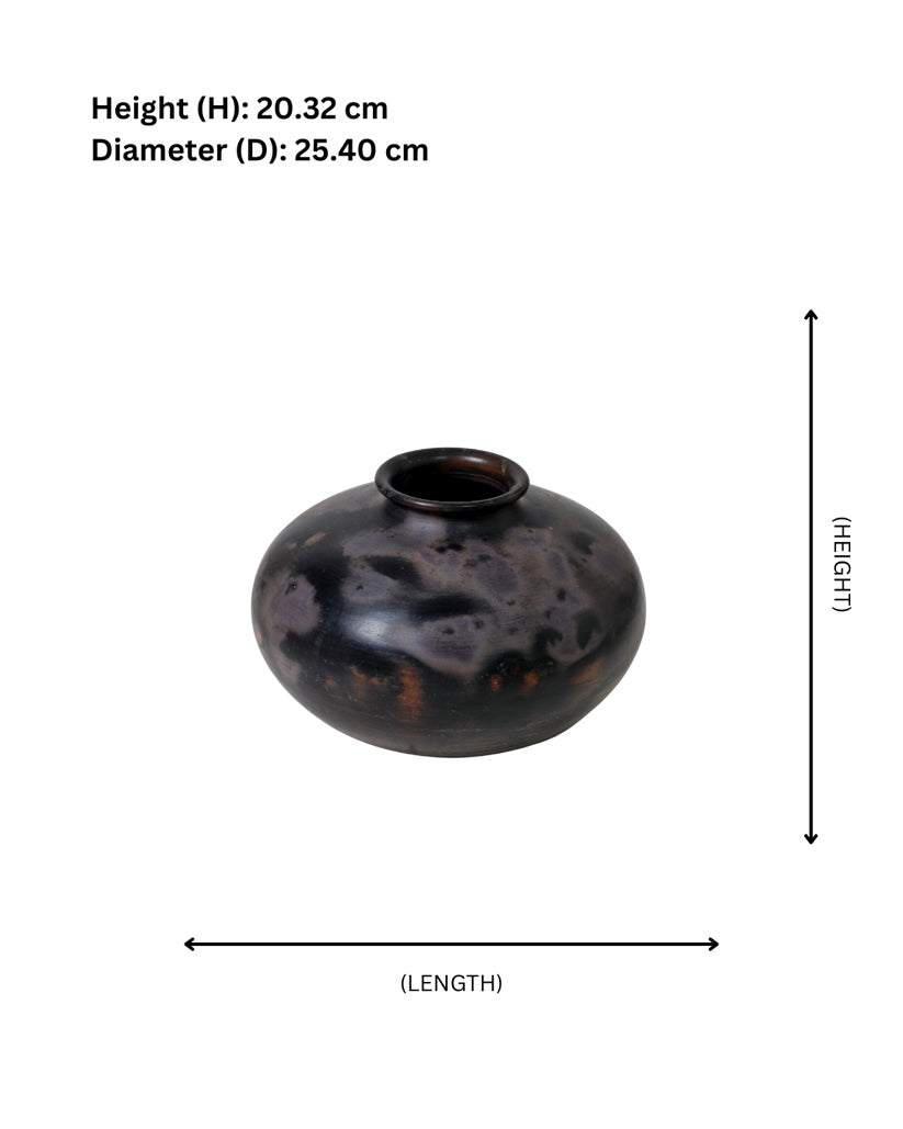 Midnight Ember Terracotta Pot – Traditional Craft Design