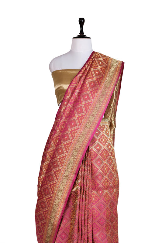 Surkhi Saawan Saree