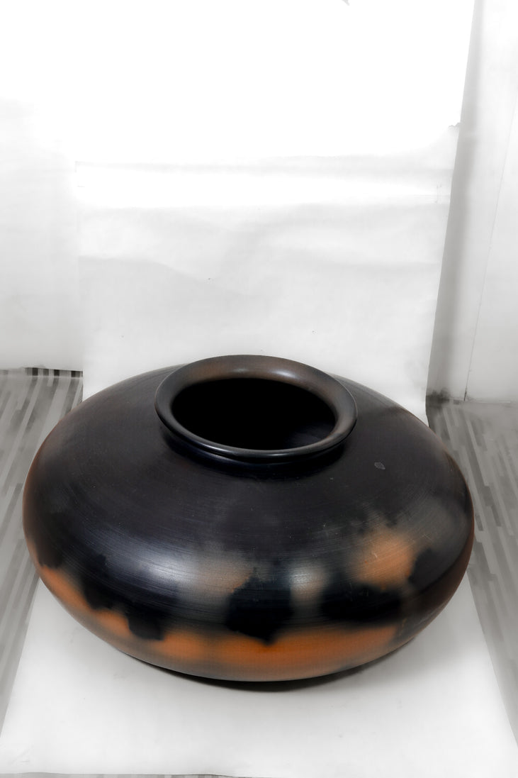 Handcrafted Ember Horizon Terracotta Vase – Earthenware Décor