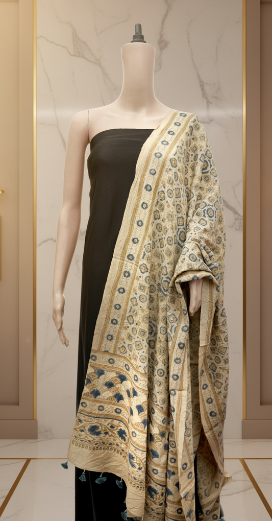 Ajrak Neel Tara | Handwoven Dupatta