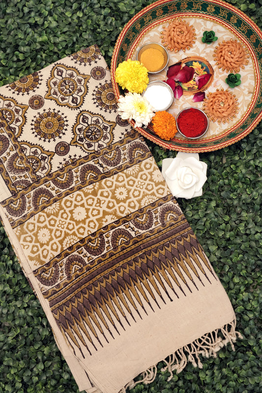 Ajrak Suvarna Rekha | Handwoven Stall