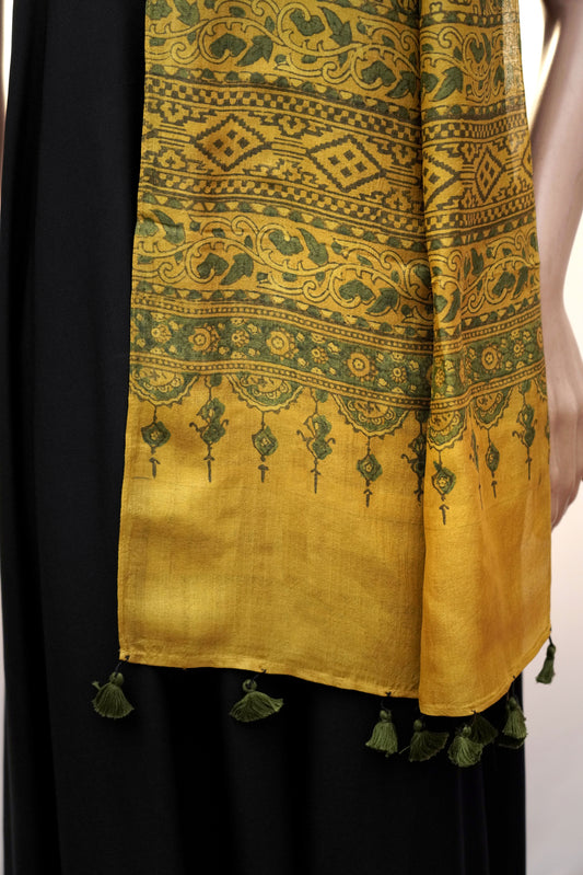 Ajrak Kanak Mandal Stall