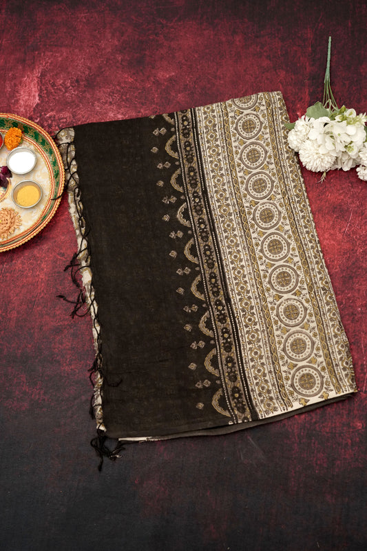 Ajrak Geometric Elegance | Handwoven Saree