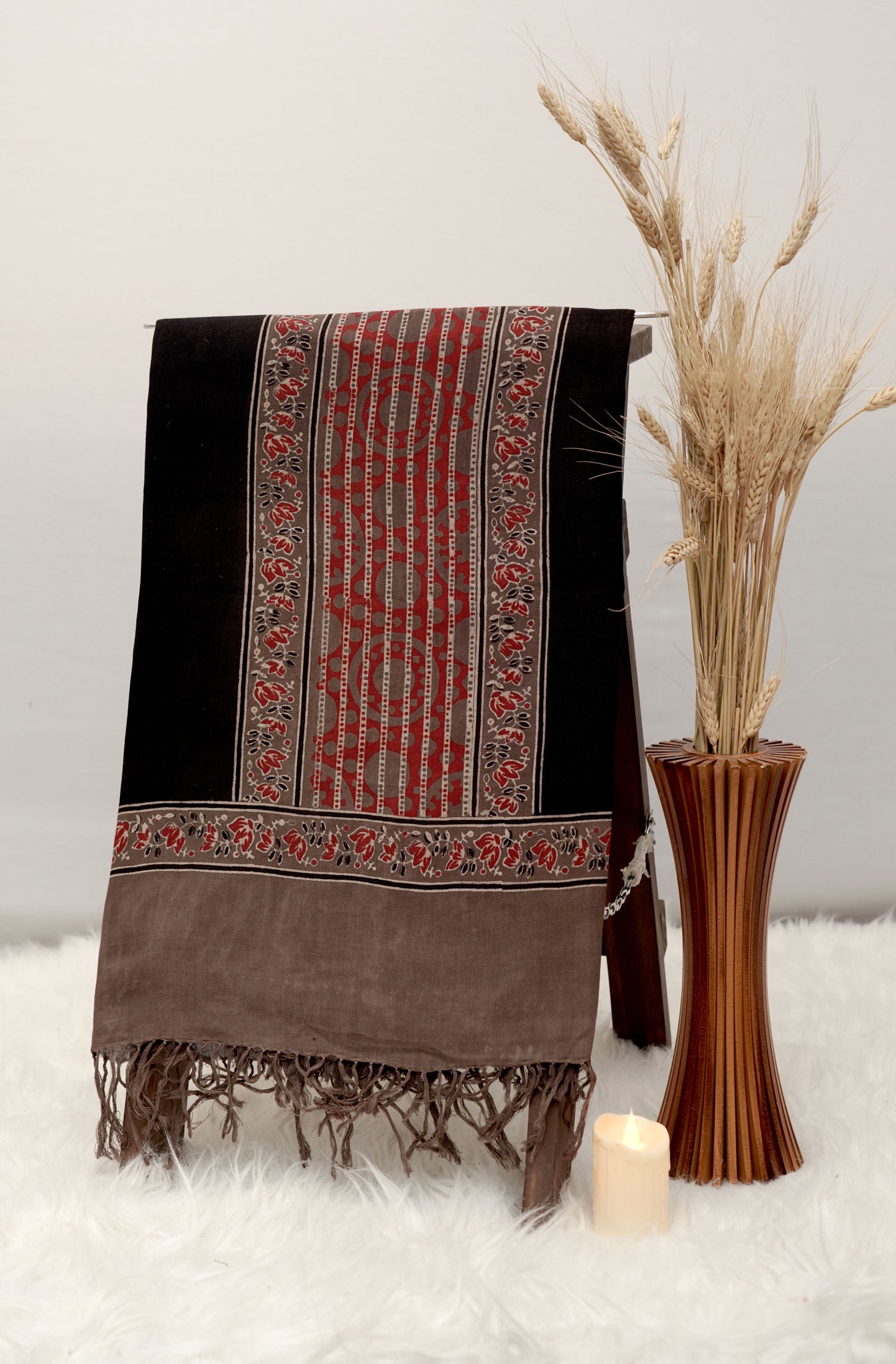 Ajrak Shyam Rekha | Handwoven Dupatta