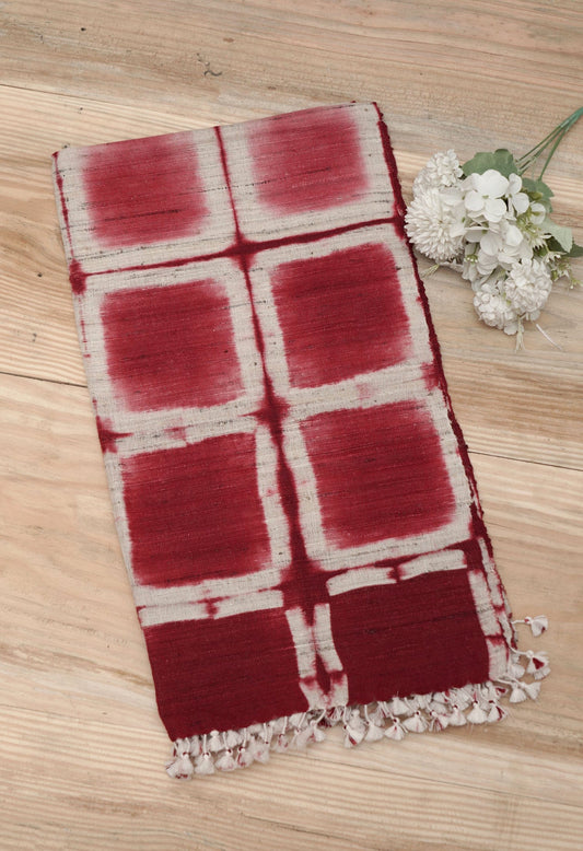 Grid of Ruby | Premium Handwoven Kutch Wool Stall