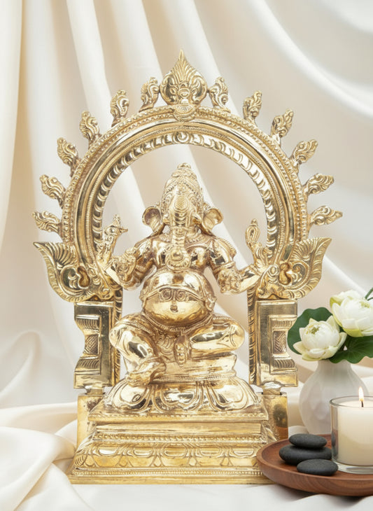 Raj Rupa Vinayaka (The majestic form of the remover of obstacles)